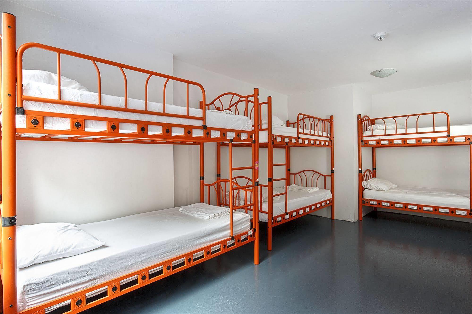 Hush Hostel Moda Provincia di Provincia di Istanbul Esterno foto